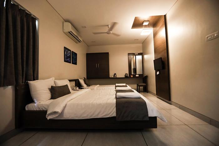 Hotel Sree Sakthi Residency à Kanchipuram Extérieur photo